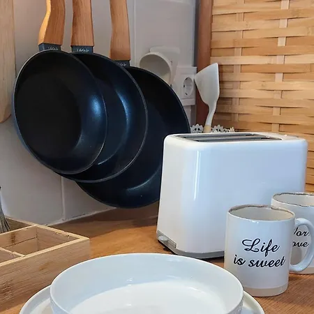 Victoria 13 Apartment *